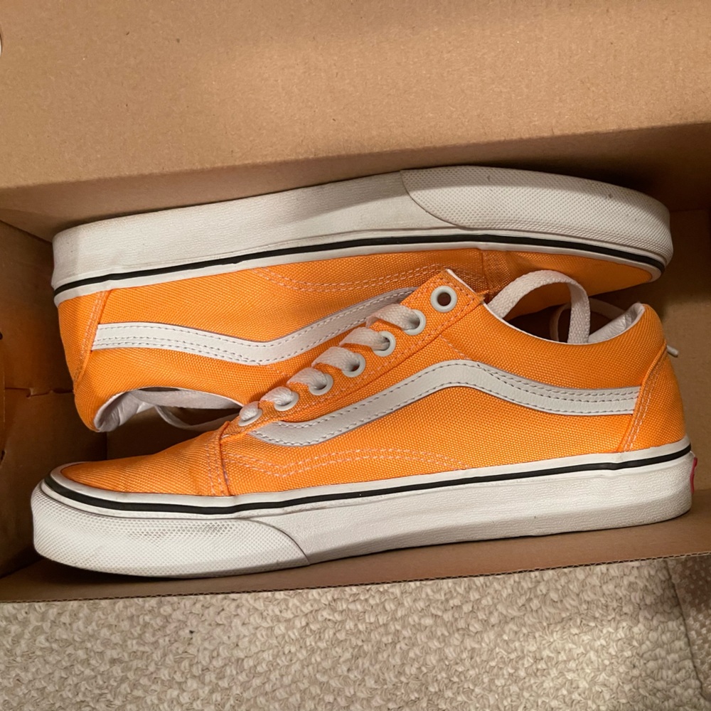 orange old snook vans